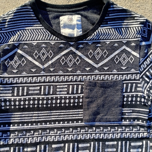 Geometric 💢 Mosaic Primitive AOP Shirt SMALL Monochrome - Picture 2 of 4